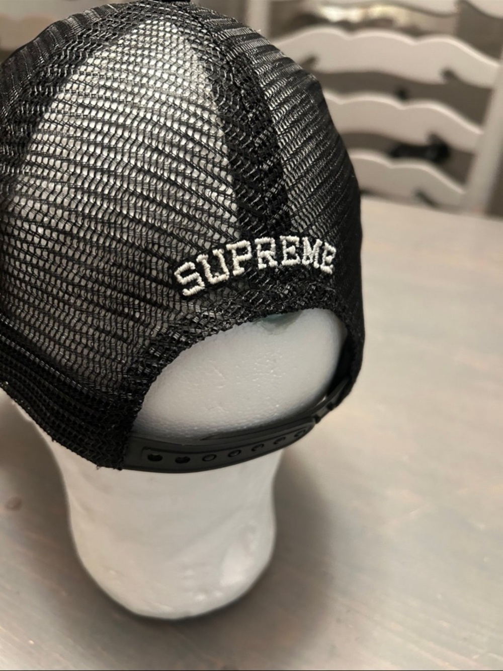 Supreme hat - Picture 3 of 6